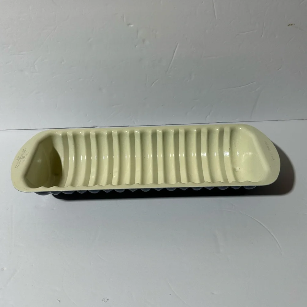 Nordic Ware  Cinnamon Loaf pan